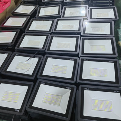 Πυρόστερος προβολέας LED 10W/20W/30W/50W/100W/150W/200W/300W/400W για αθλητικό στάδιο